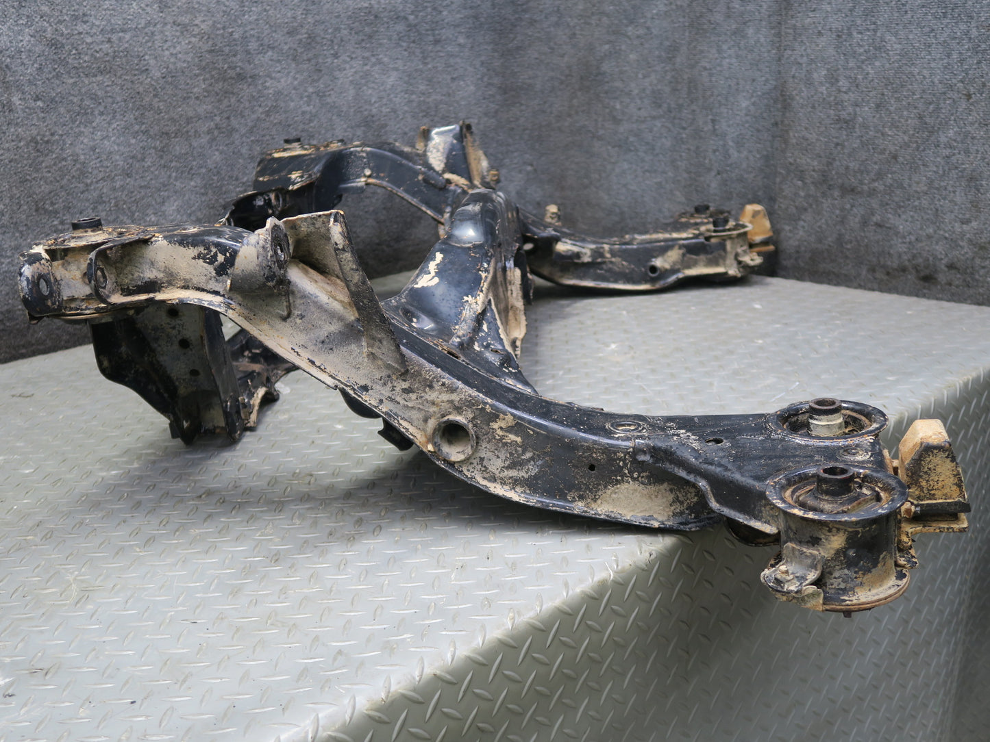 86-92 Toyota Supra MK3 MA70L Rear Suspension Subframe Crossmember OEM