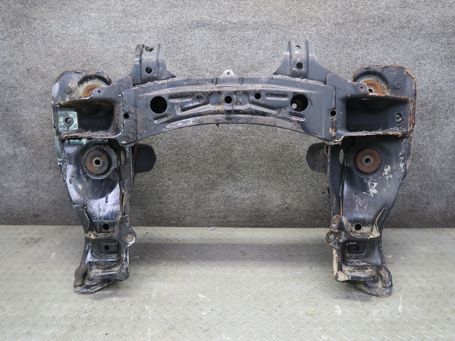 86-89 Toyota Supra MK3 MA70L Front Engine Subframe Crossmember Carrier OEM