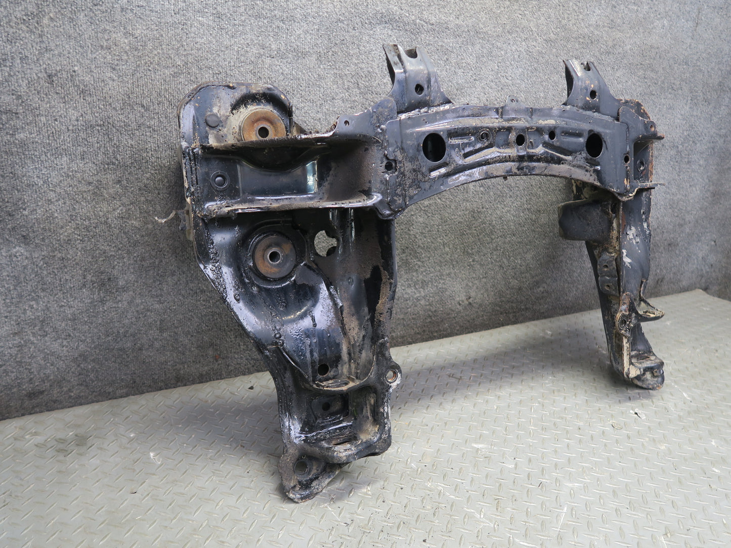 86-89 Toyota Supra MK3 MA70L Front Engine Subframe Crossmember Carrier OEM