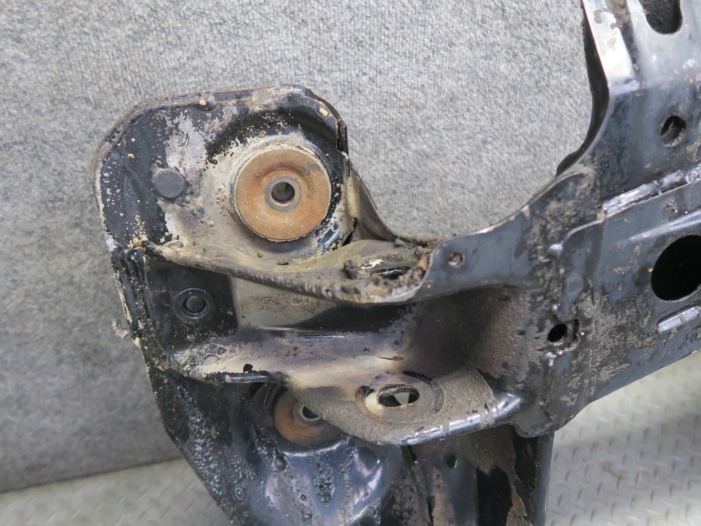 86-89 Toyota Supra MK3 MA70L Front Engine Subframe Crossmember Carrier OEM