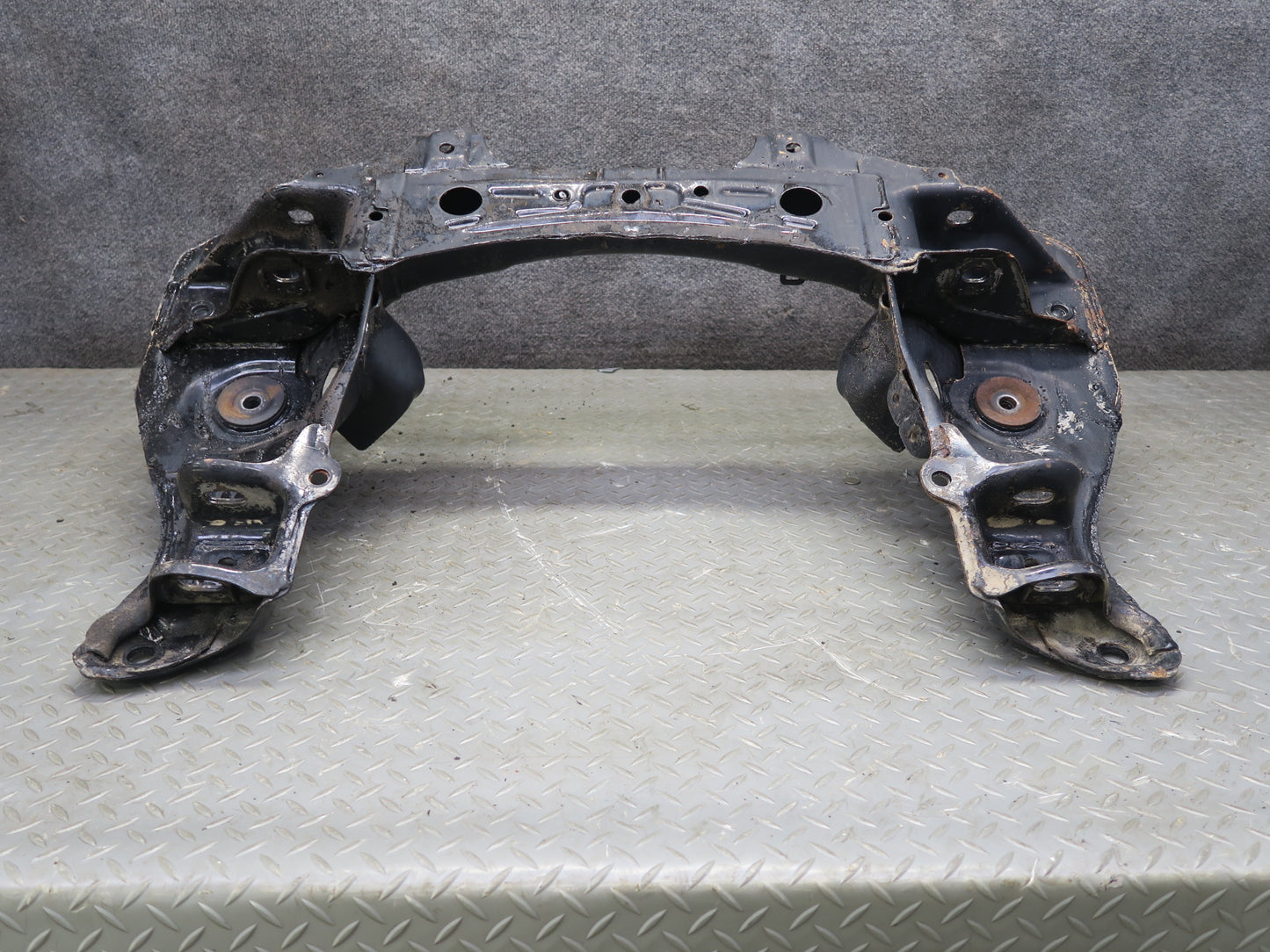 86-89 Toyota Supra MK3 MA70L Front Engine Subframe Crossmember Carrier OEM