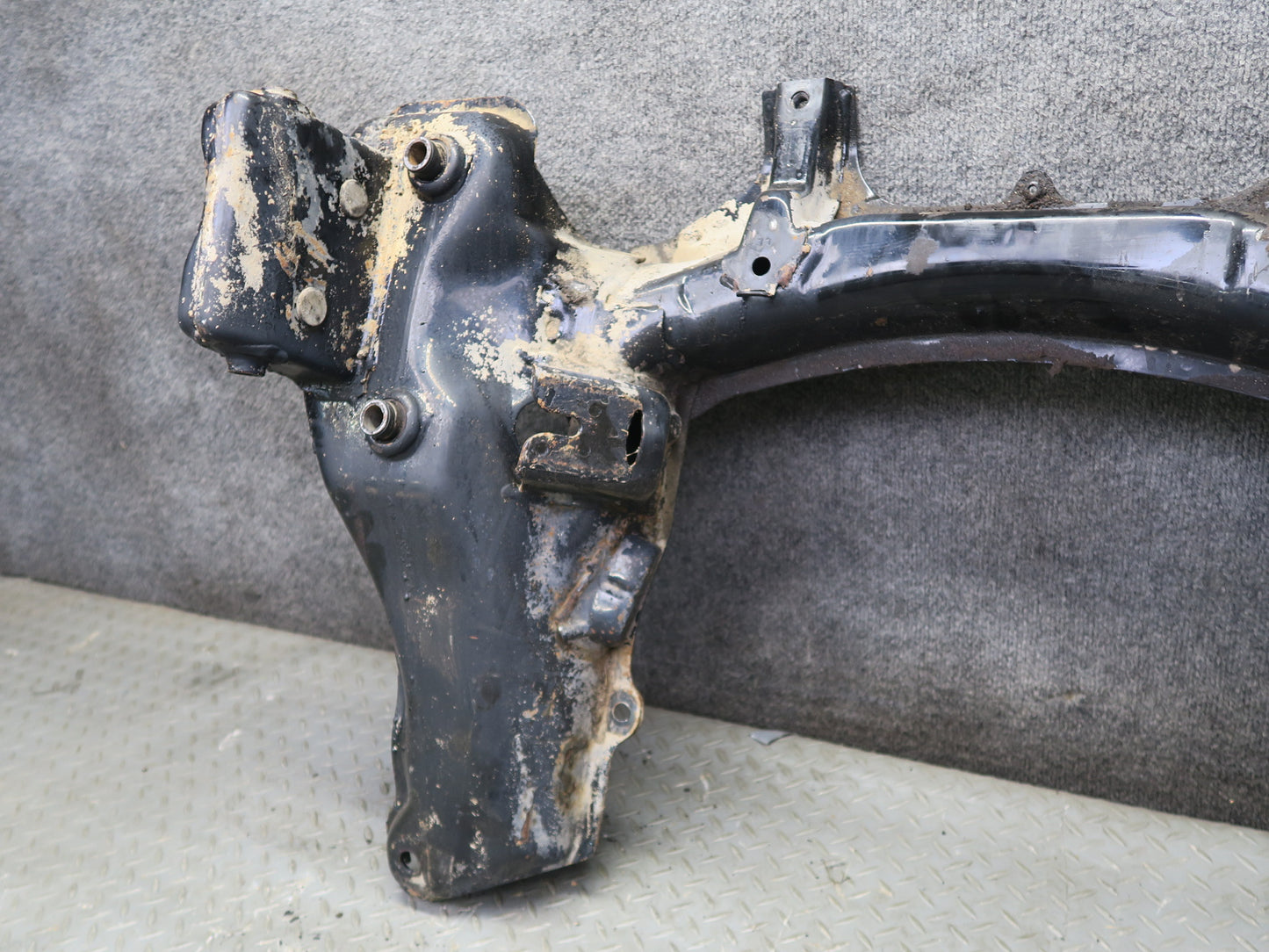 86-89 Toyota Supra MK3 MA70L Front Engine Subframe Crossmember Carrier OEM