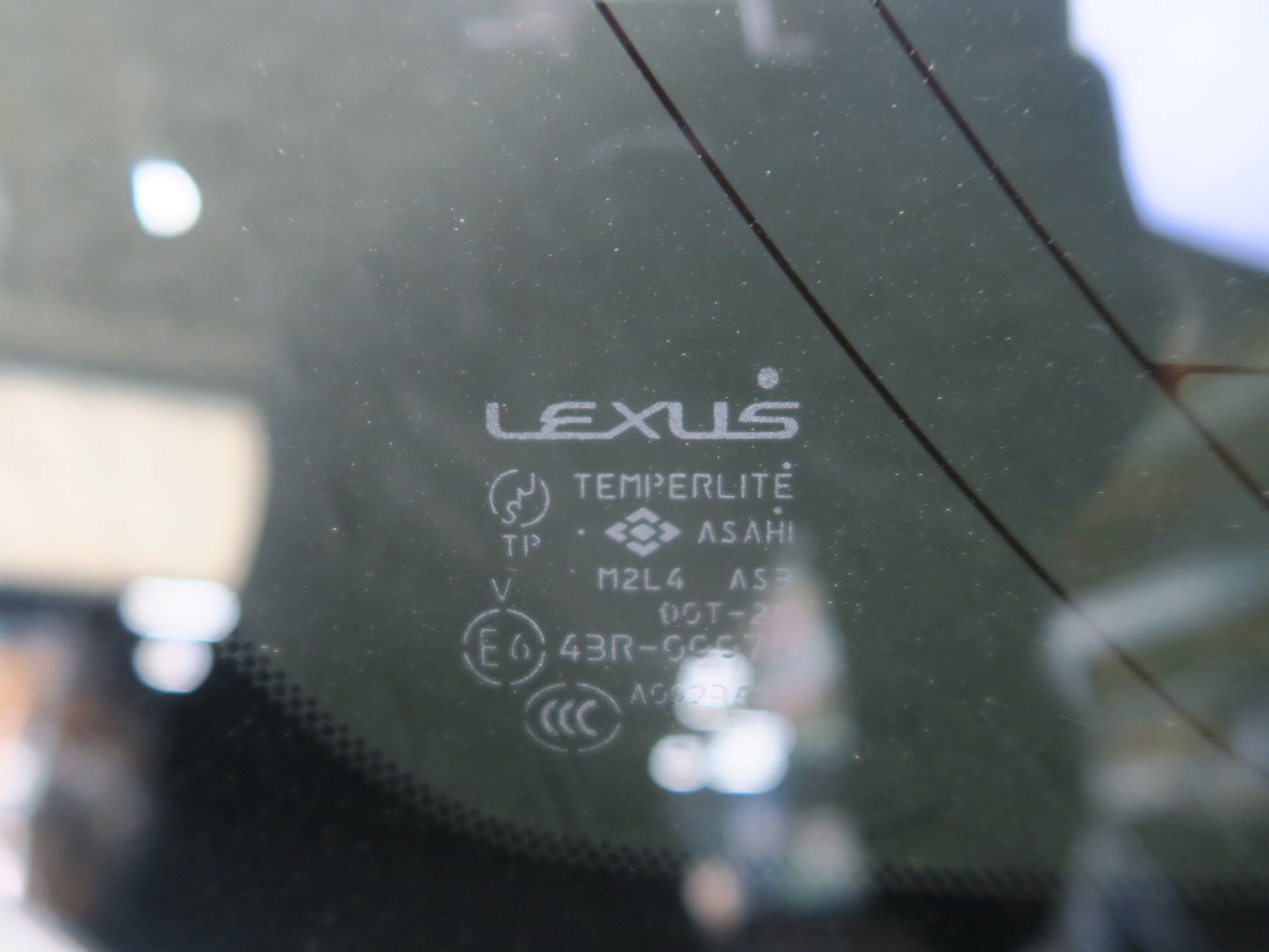 2004-2007 Lexus J100L LX470 Rear Right Quarter Glass Window