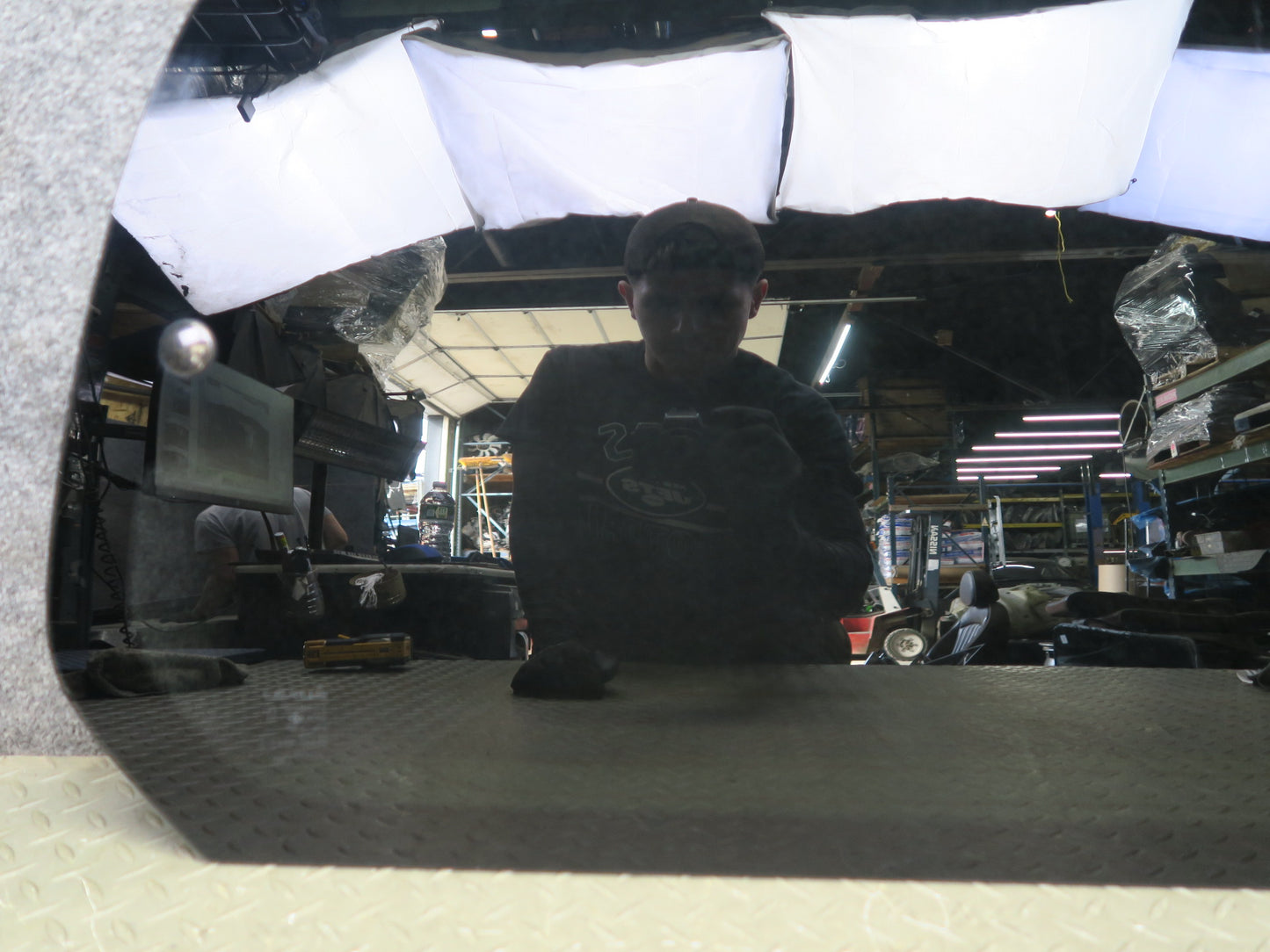 2004-2007 Lexus J100L LX470 Rear Right Quarter Glass Window
