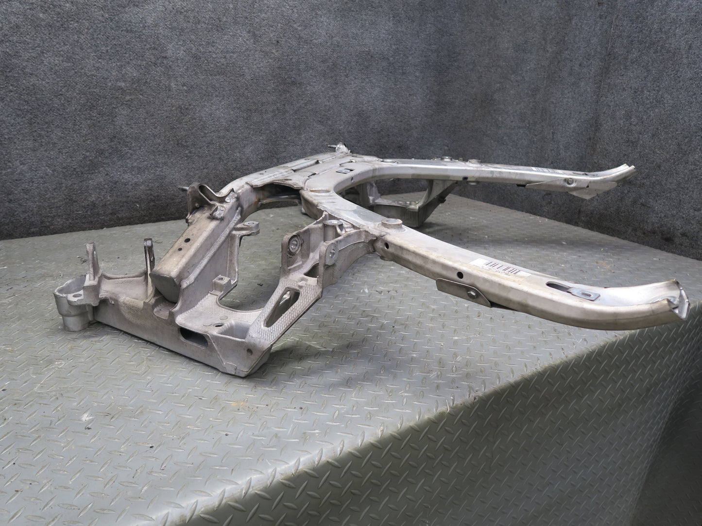 2007-2010 BMW E64 M6 Convertible Front Suspension Sub Frame Crossmember Carrier
