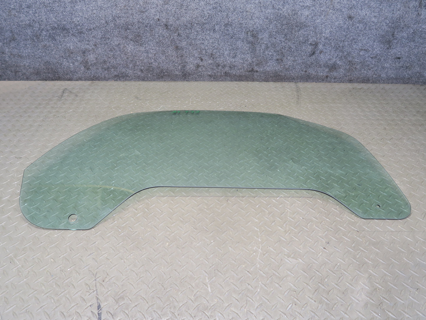 02-05 Ford Thunderbird Right Passenger Door Glass Window OEM