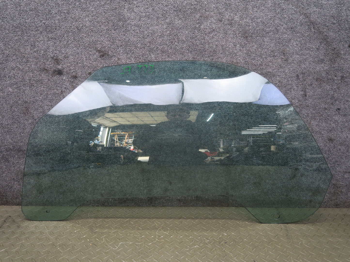 02-05 Ford Thunderbird Left Driver Door Glass Window OEM