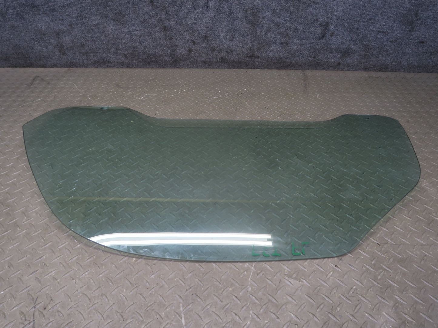 02-05 Ford Thunderbird Left Driver Door Glass Window OEM