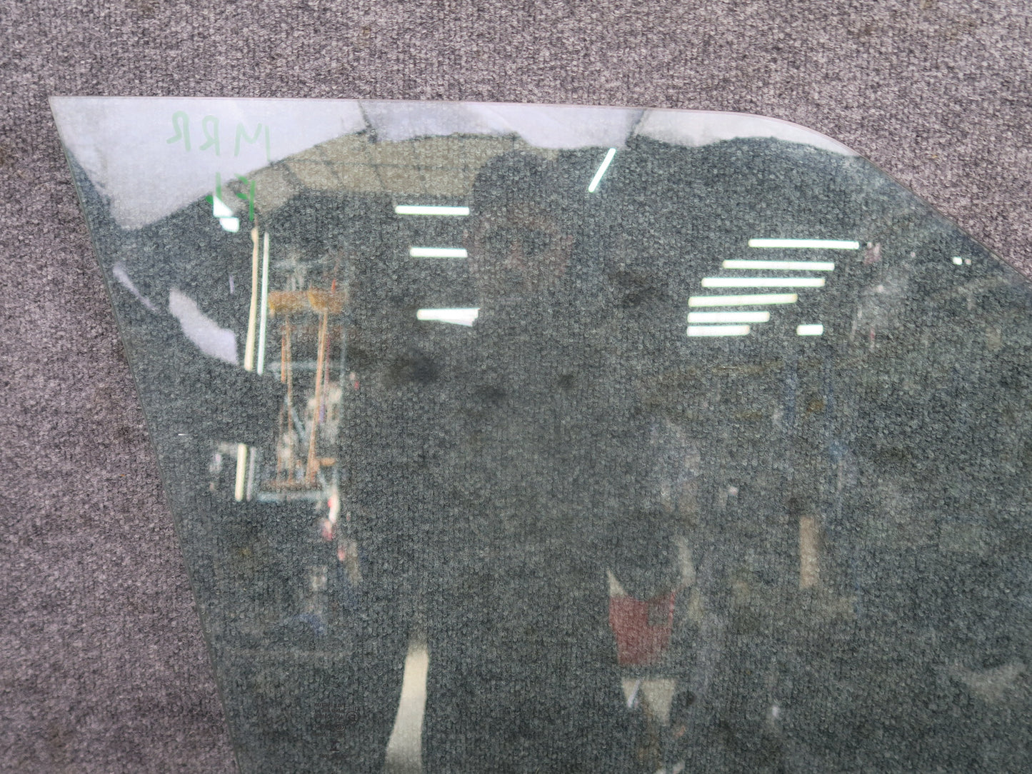 2014-2022 Range Rover Sport L494 Front Left Door Glass Window