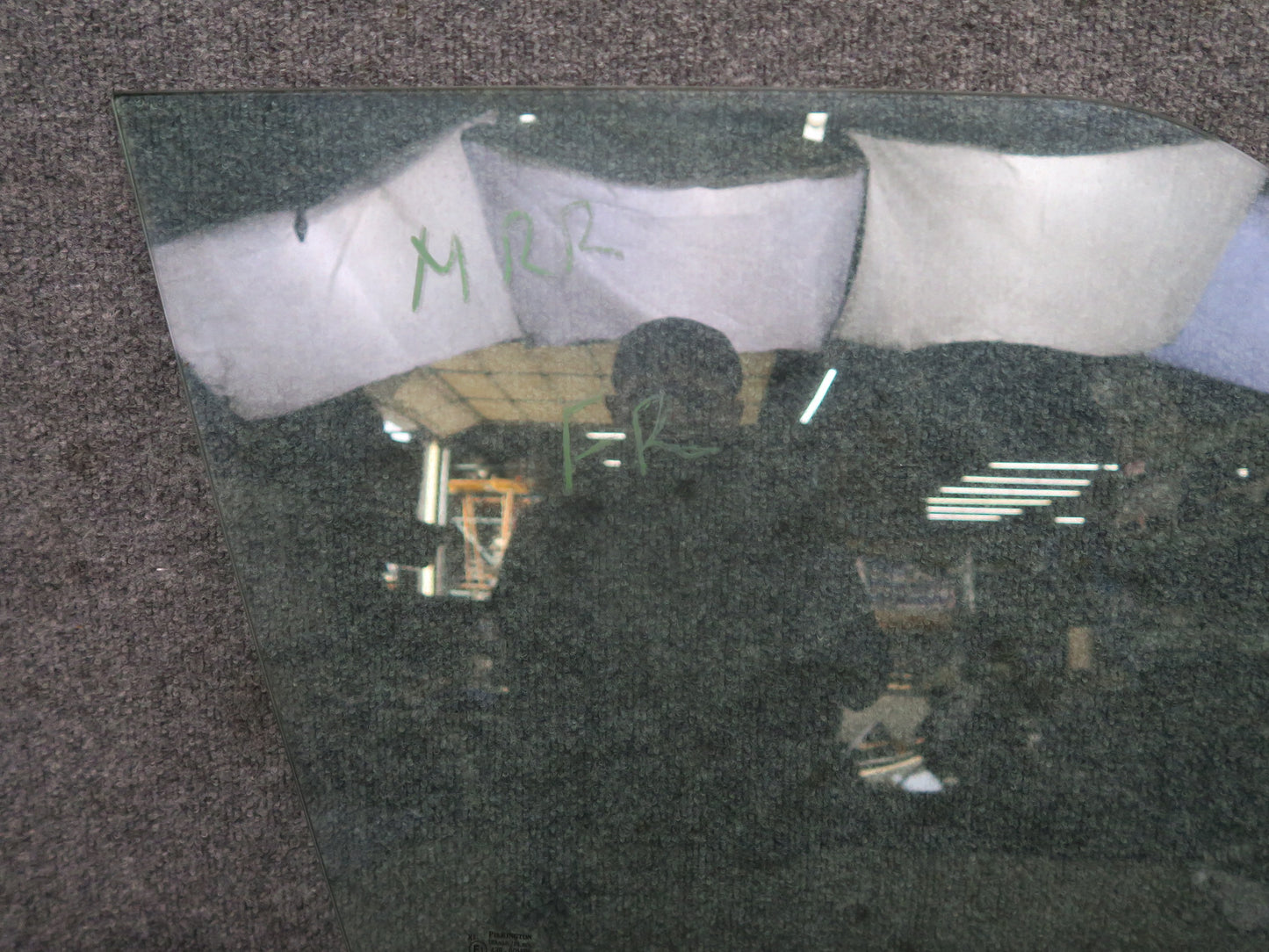 2014-2022 Range Rover Sport L494 Front Right Door Glass Window