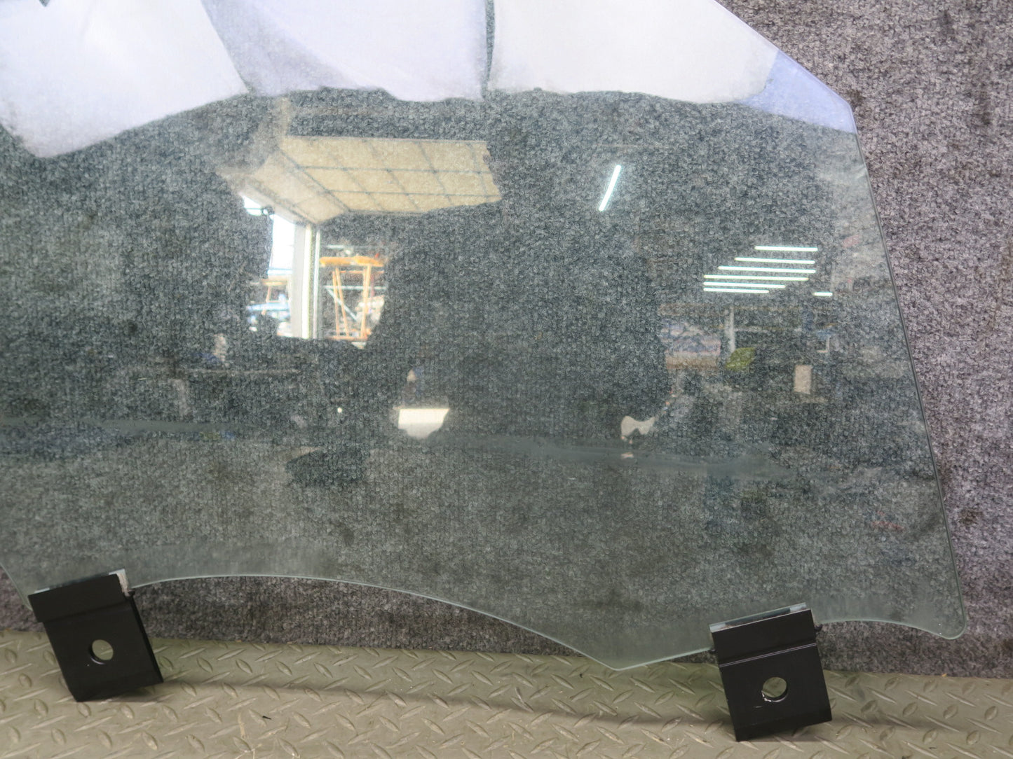 2014-2022 Range Rover Sport L494 Front Right Door Glass Window