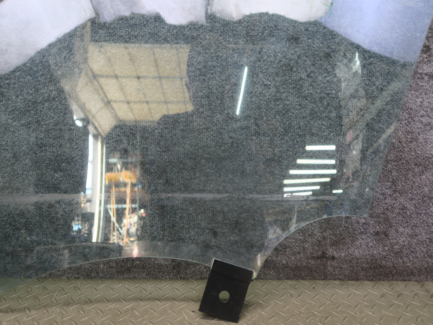 2014-2022 Range Rover Sport L494 Front Right Door Glass Window