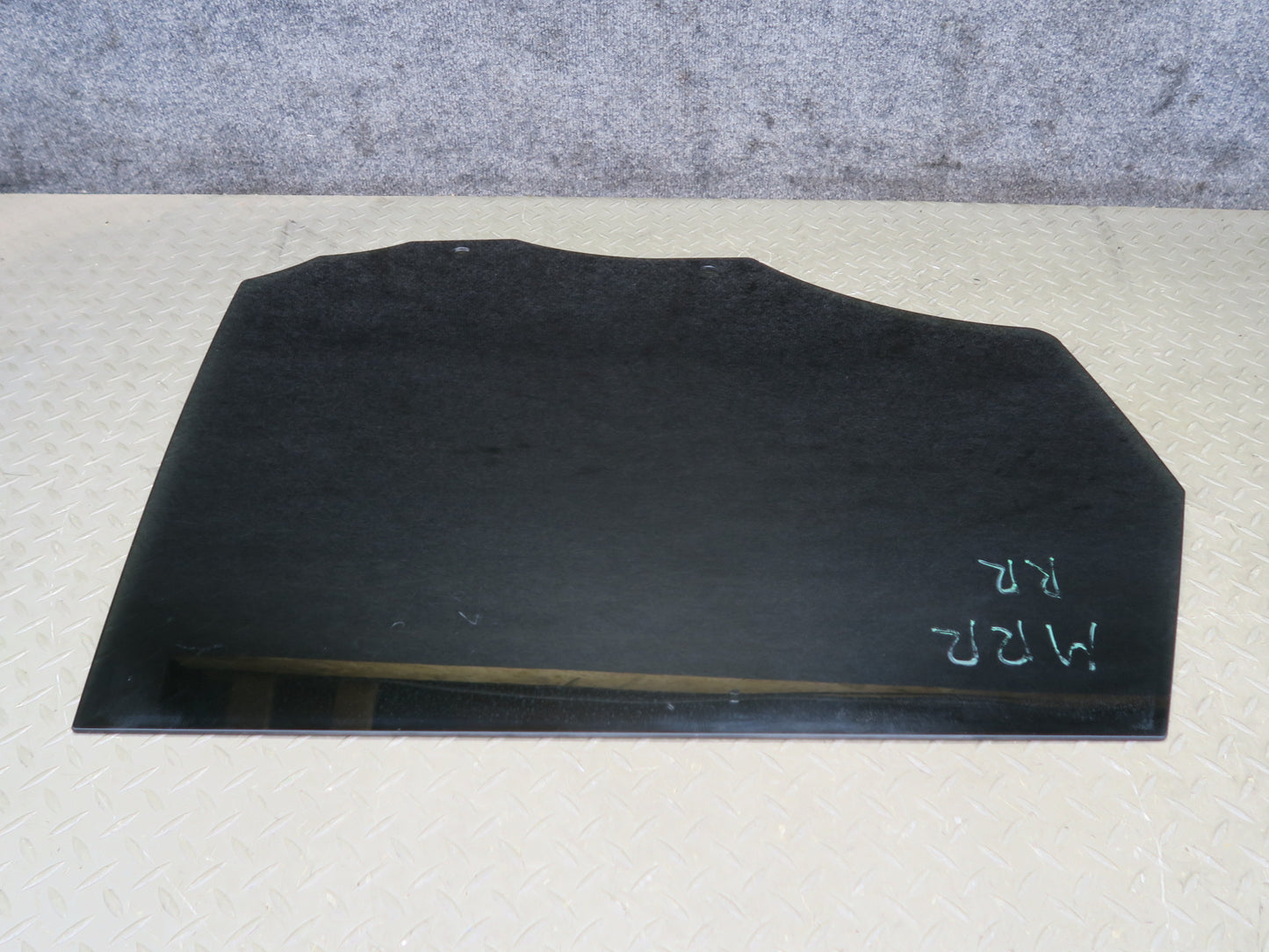 2014-2022 Range Rover Sport L494 Rear Right Door Glass Window