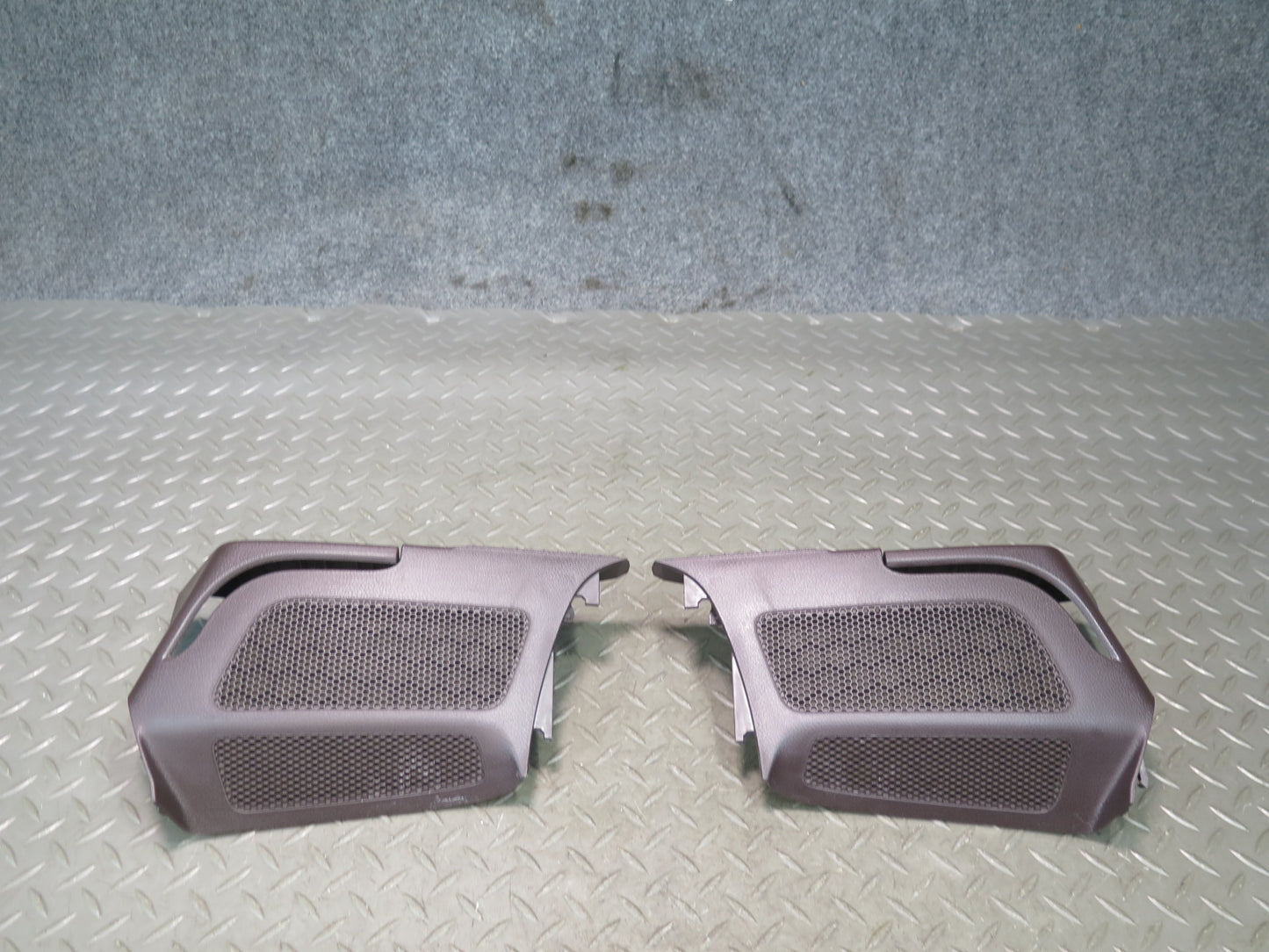 2015-2018 Porsche Macan Rear Quarter Trunk Upper Trim Cover Vent Panel Set of 2