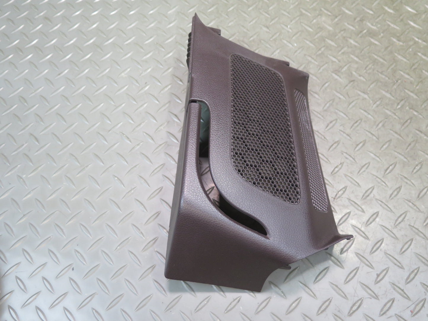 2015-2018 Porsche Macan Rear Quarter Trunk Upper Trim Cover Vent Panel Set of 2