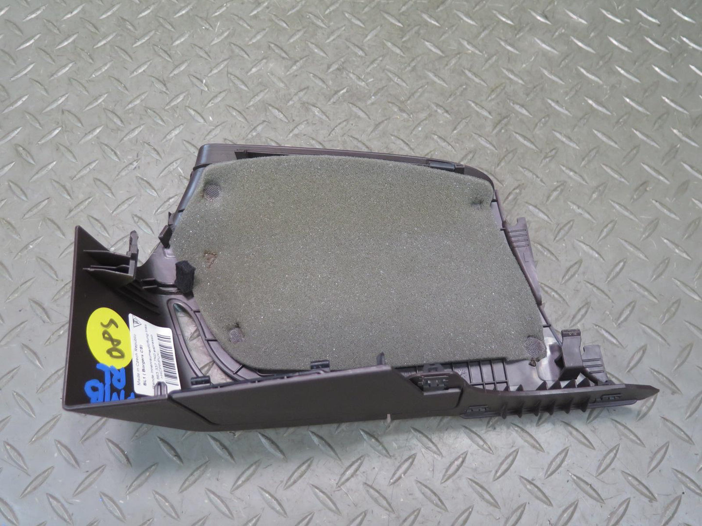 2015-2018 Porsche Macan Rear Quarter Trunk Upper Trim Cover Vent Panel Set of 2