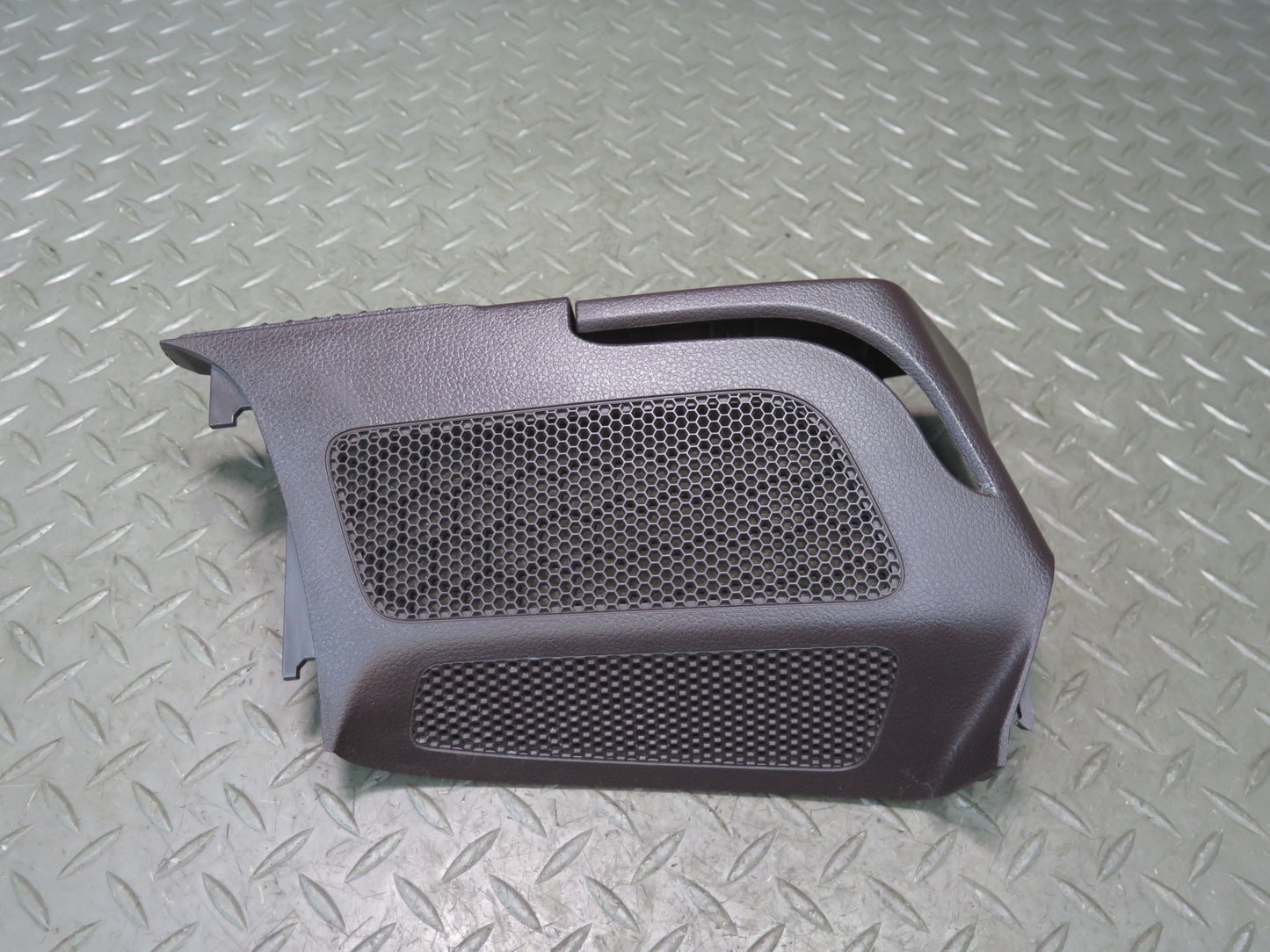 2015-2018 Porsche Macan Rear Quarter Trunk Upper Trim Cover Vent Panel Set of 2