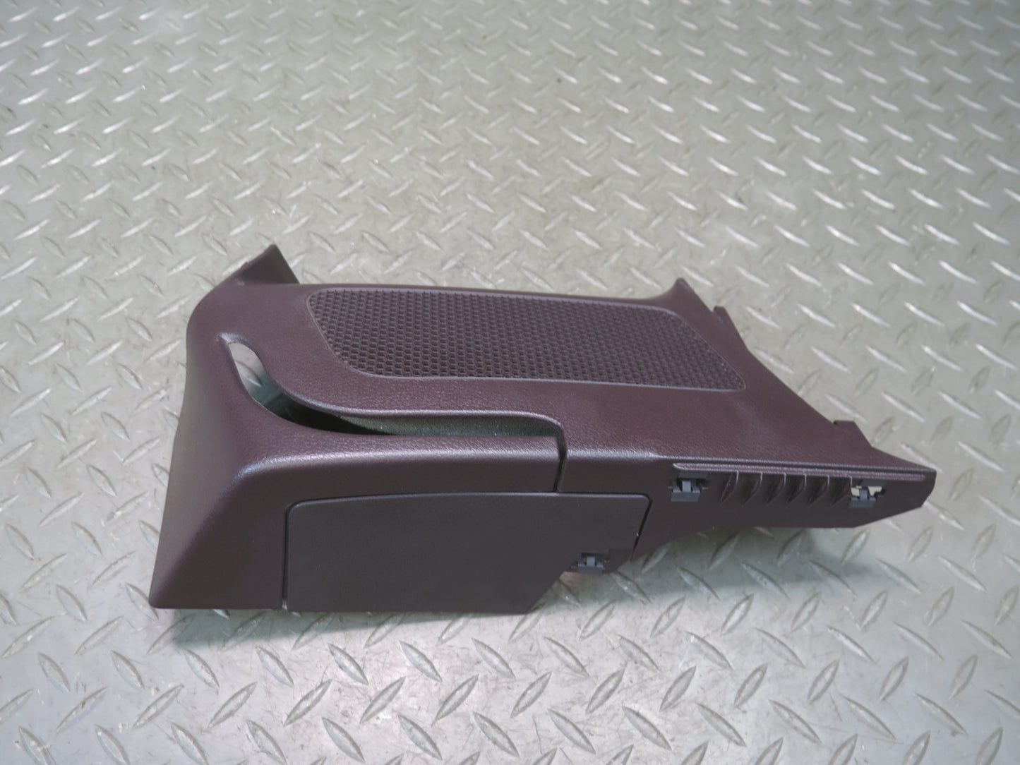 2015-2018 Porsche Macan Rear Quarter Trunk Upper Trim Cover Vent Panel Set of 2