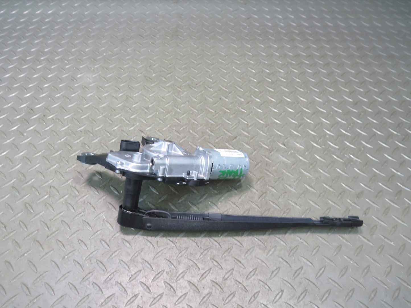 2015-2025 Porsche Macan Rear Trunk Lid Tailgate Hatch Wiper Motor W/ Arm