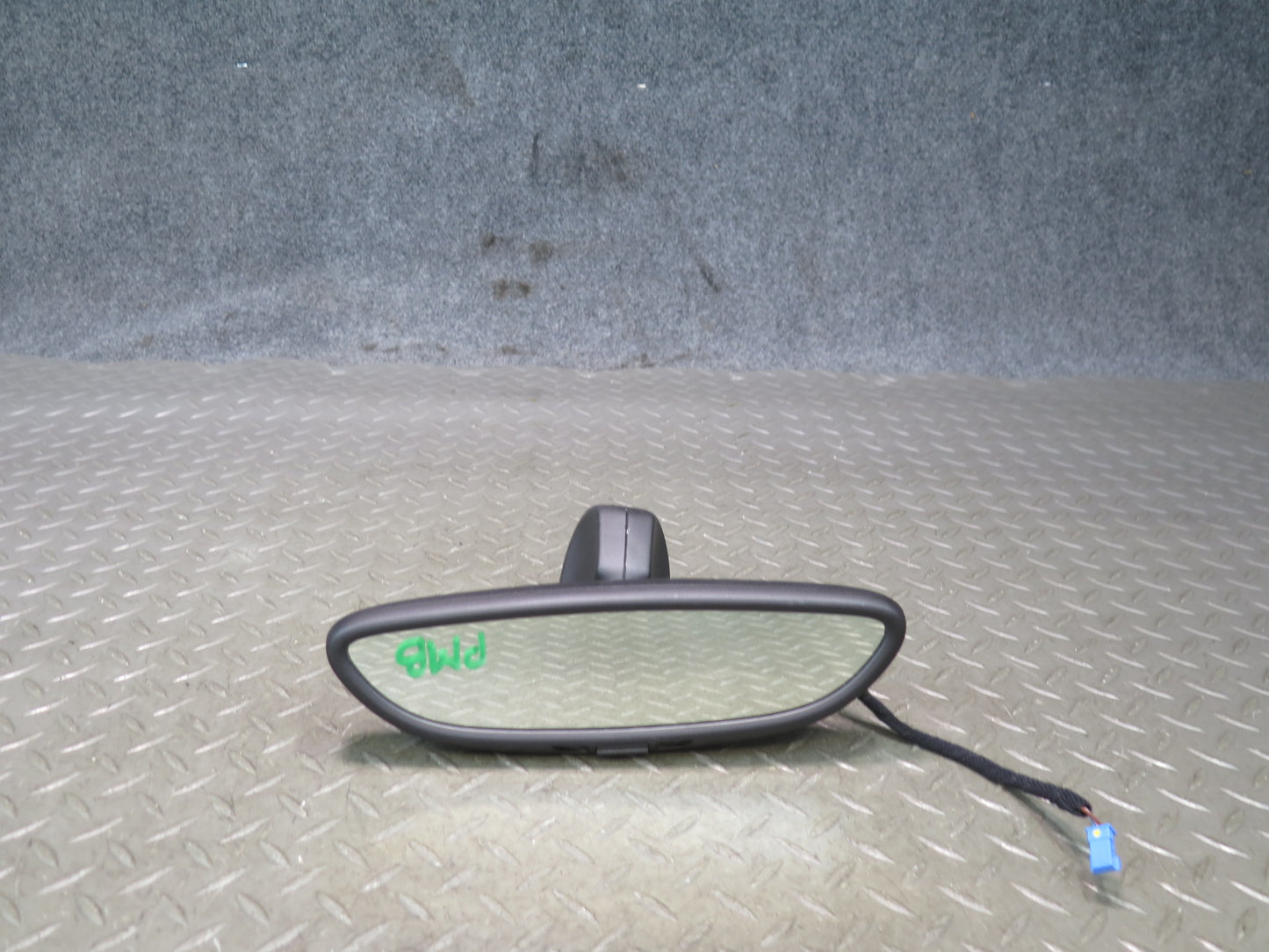2015-2018 Porsche Macan Auto Dimming Interior Rear View Mirror