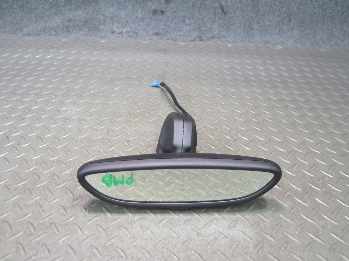 2015-2018 Porsche Macan Auto Dimming Interior Rear View Mirror