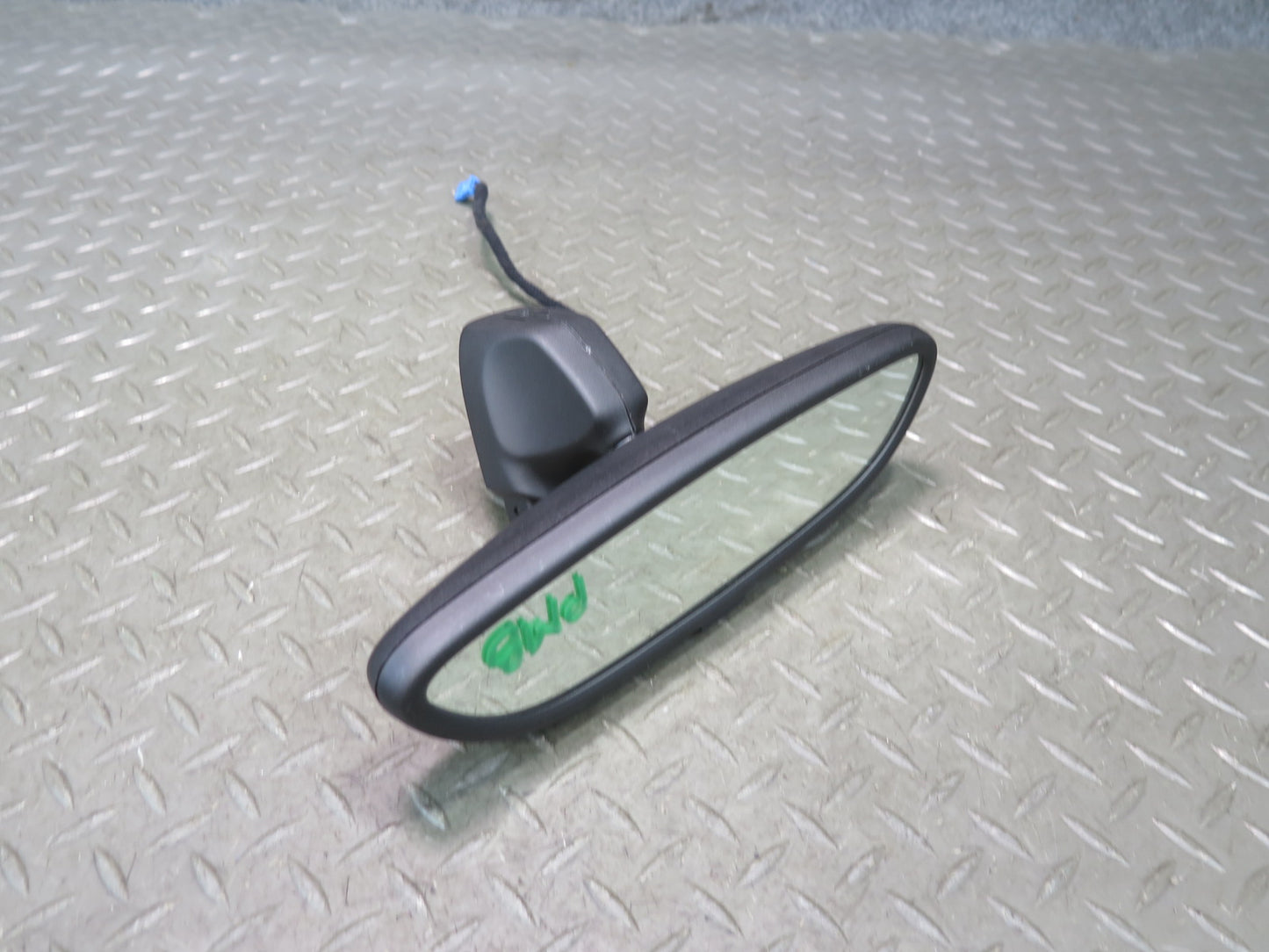 2015-2018 Porsche Macan Auto Dimming Interior Rear View Mirror