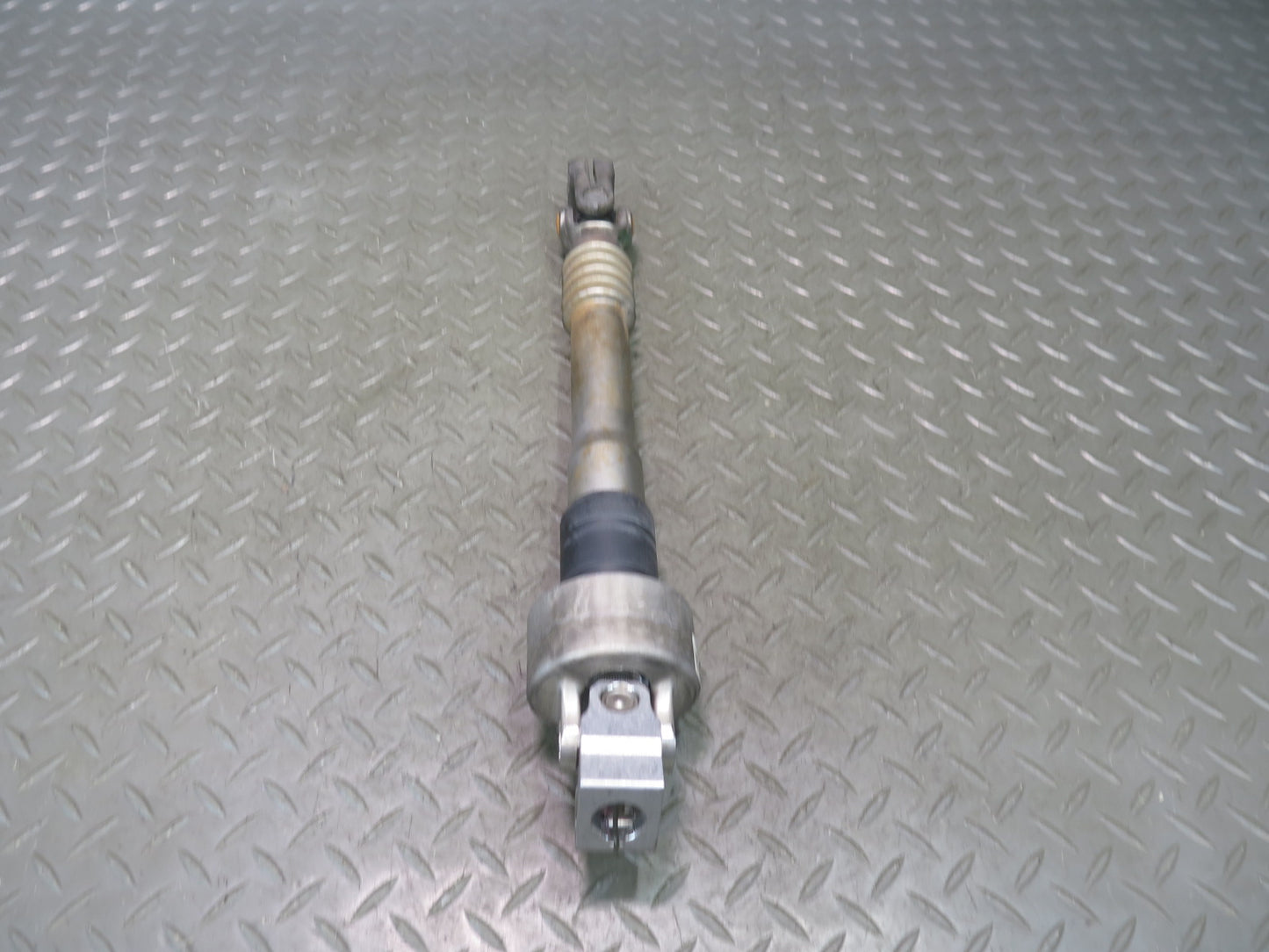 2006-2010 BMW E63 E64 M6 Steering Column U Joint Linkage Shaft