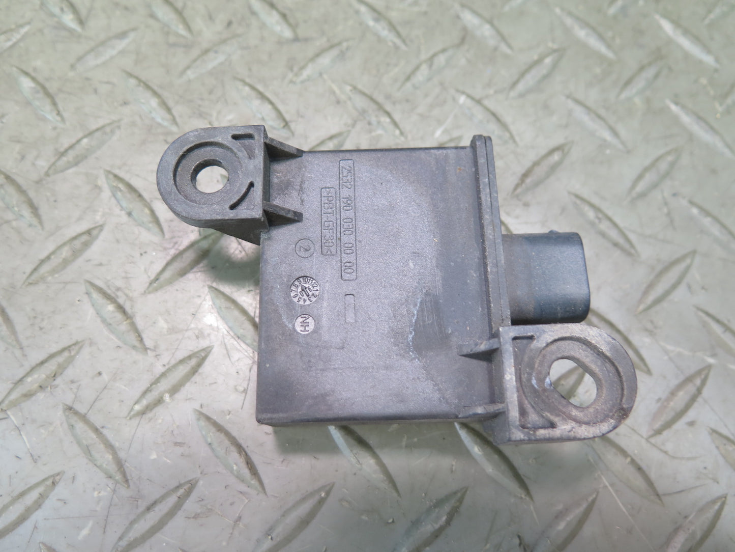2006-2010 BMW E63 E64 M6 RDC Tire Pressure Monitor Sensor 6771042 Set of 4
