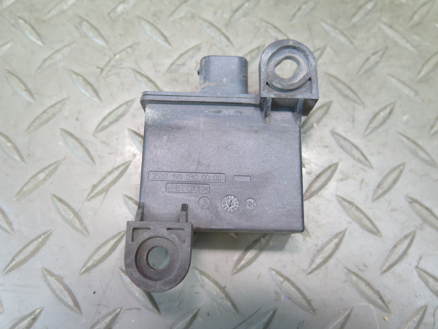 2006-2010 BMW E63 E64 M6 RDC Tire Pressure Monitor Sensor 6771042 Set of 4