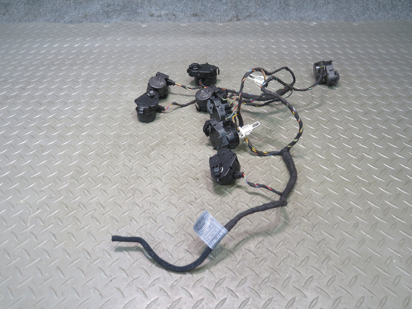 2006-2010 BMW E63 E64 M6 A/C Heater Flap Door Actuator Motor Wiring Set