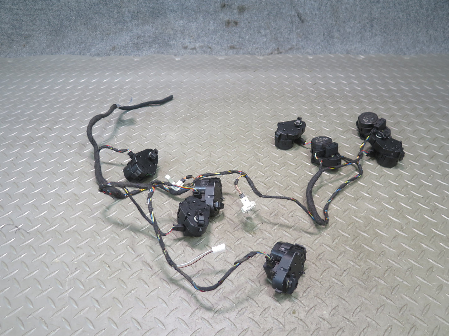 2006-2010 BMW E63 E64 M6 A/C Heater Flap Door Actuator Motor Wiring Set