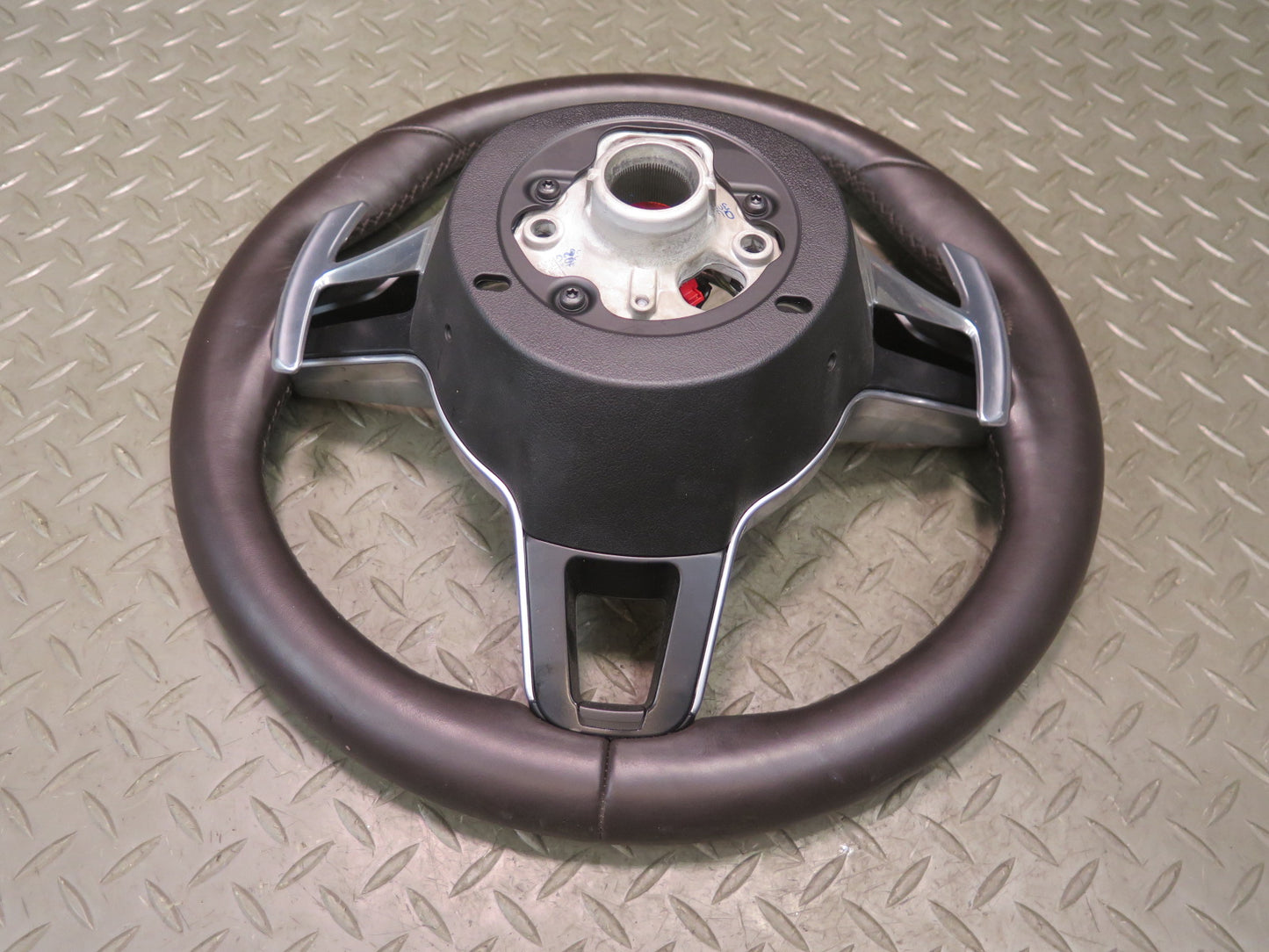 2015-2018 Porsche Macan Leather Steering w Controls & Paddles