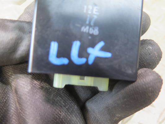 1998-2007 Lexus J100 LX470 Transmission Relay Control Module 89531-60050