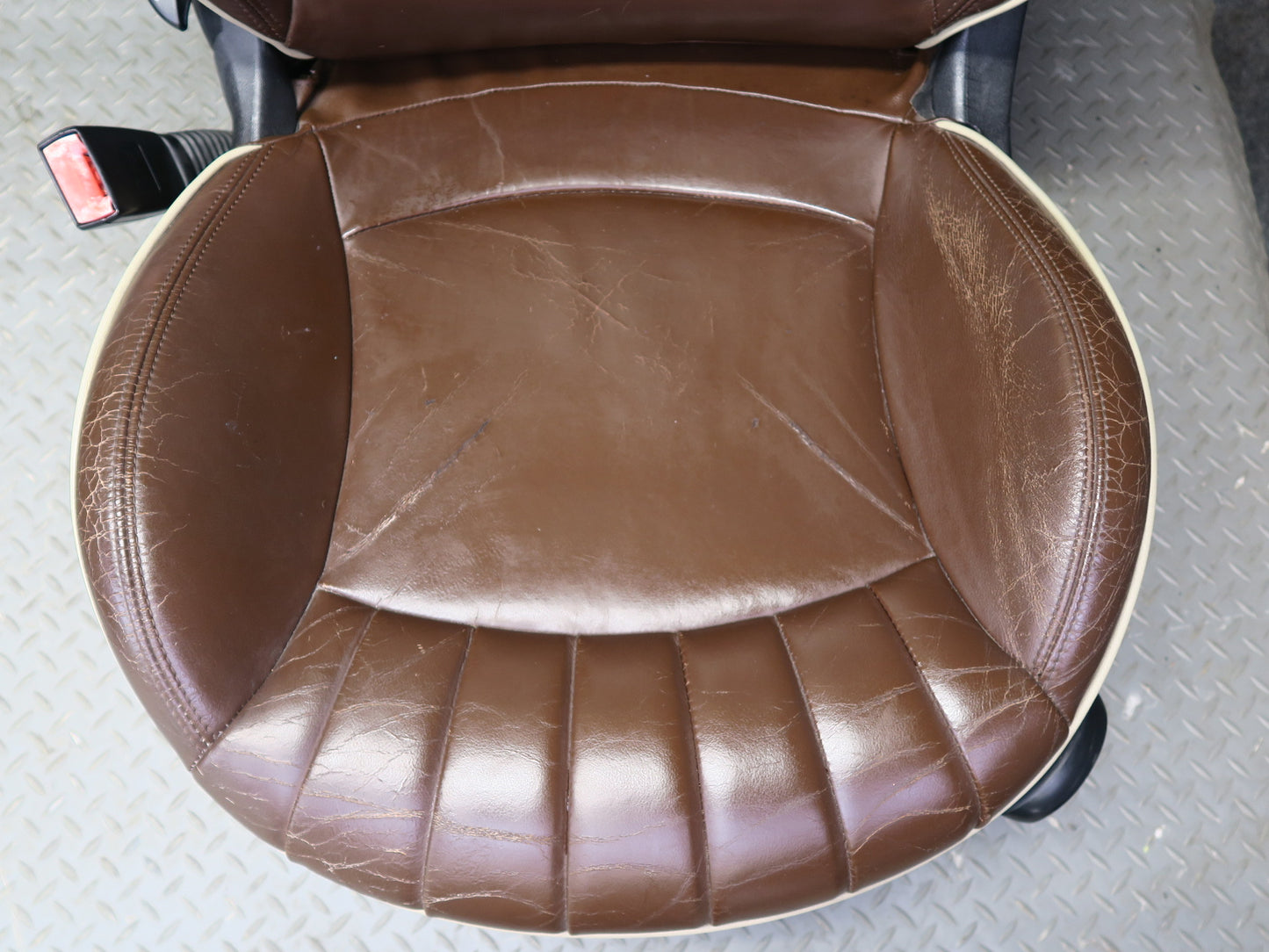 09-15 Mini Cooper R57 Convertible Set of 2 Front Sport Leather Seat OEM