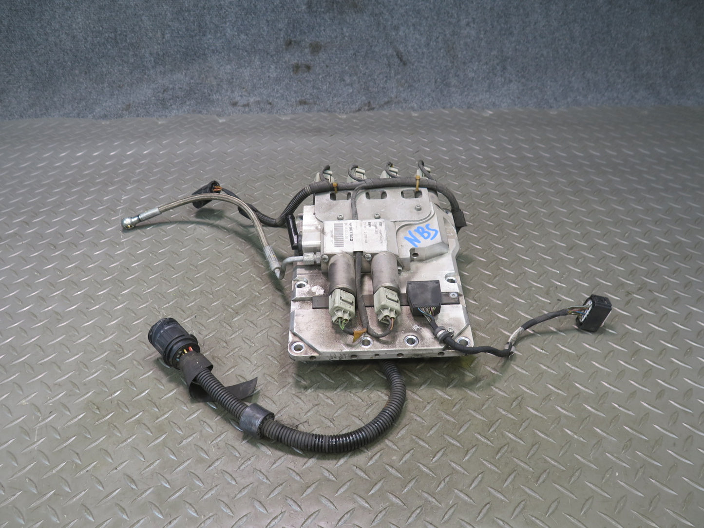 2006-2010 BMW E63 E64 M6 M5 SMG Transmission Hydraulic Solenoid Valve Block 118k