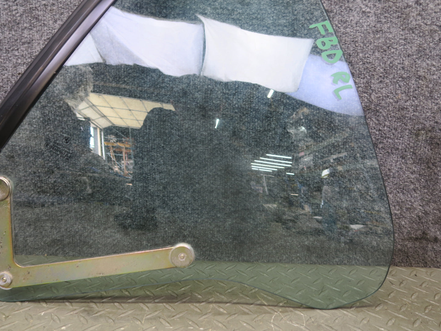 94-99 BMW E36 328iC Convertible Rear Left Quarter Glass Window OEM