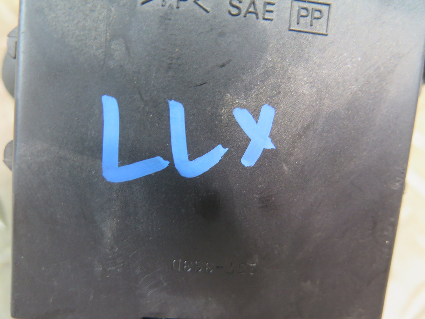 2003-2007 Lexus UZJ100L LX470 Windshield Wiper Control Module 85943-60031
