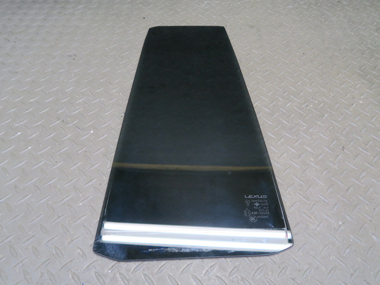 2003-2007 Lexus UZJ100L LX470 Rear Left Door Vent Fixed Glass Window