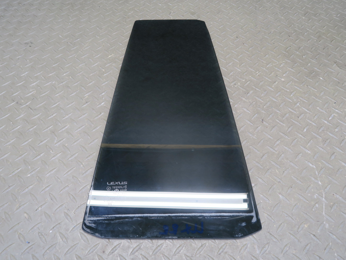 2003-2007 Lexus UZJ100L LX470 Rear Right Door Vent Fixed Glass Window