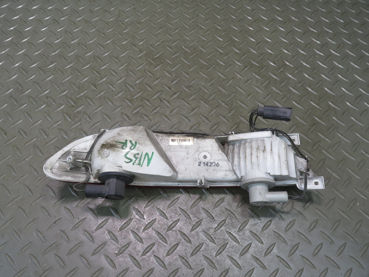 2006-2010 BMW E63 E64 M6 Rear Bumper Right Reverse Brake Light Lamp 7165818