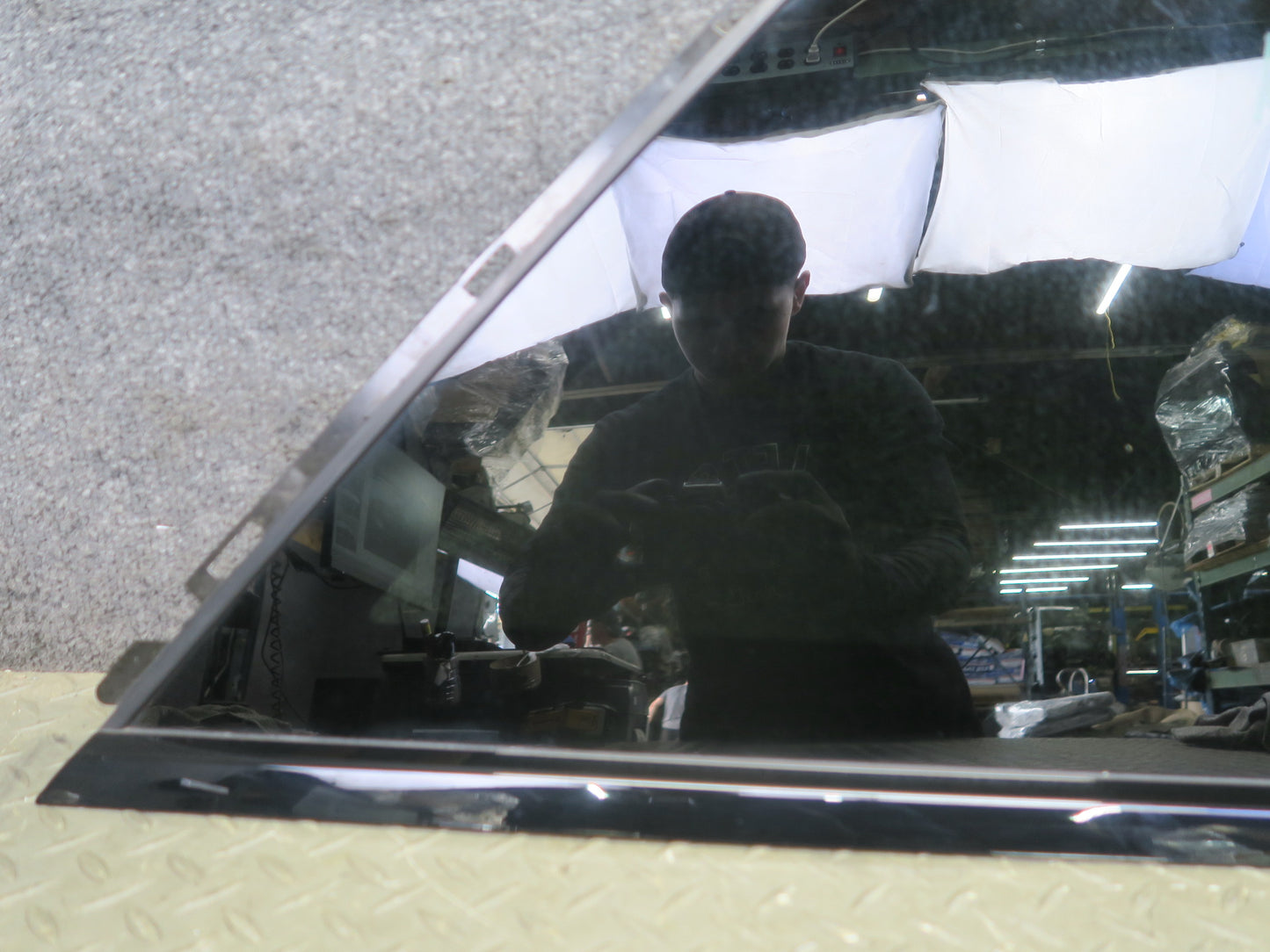 2014-2022 Range Rover Sport L494 Rear Right Quarter Glass Window