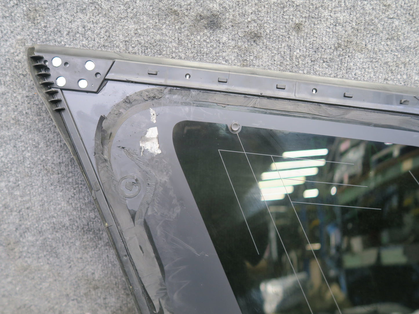 2014-2022 Range Rover Sport L494 Rear Right Quarter Glass Window