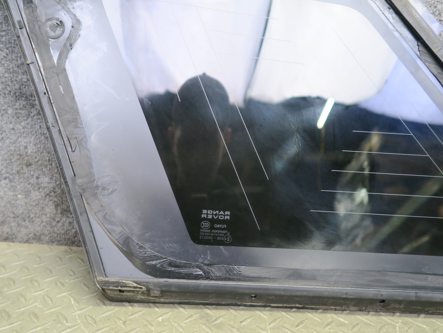 2014-2022 Range Rover Sport L494 Rear Right Quarter Glass Window