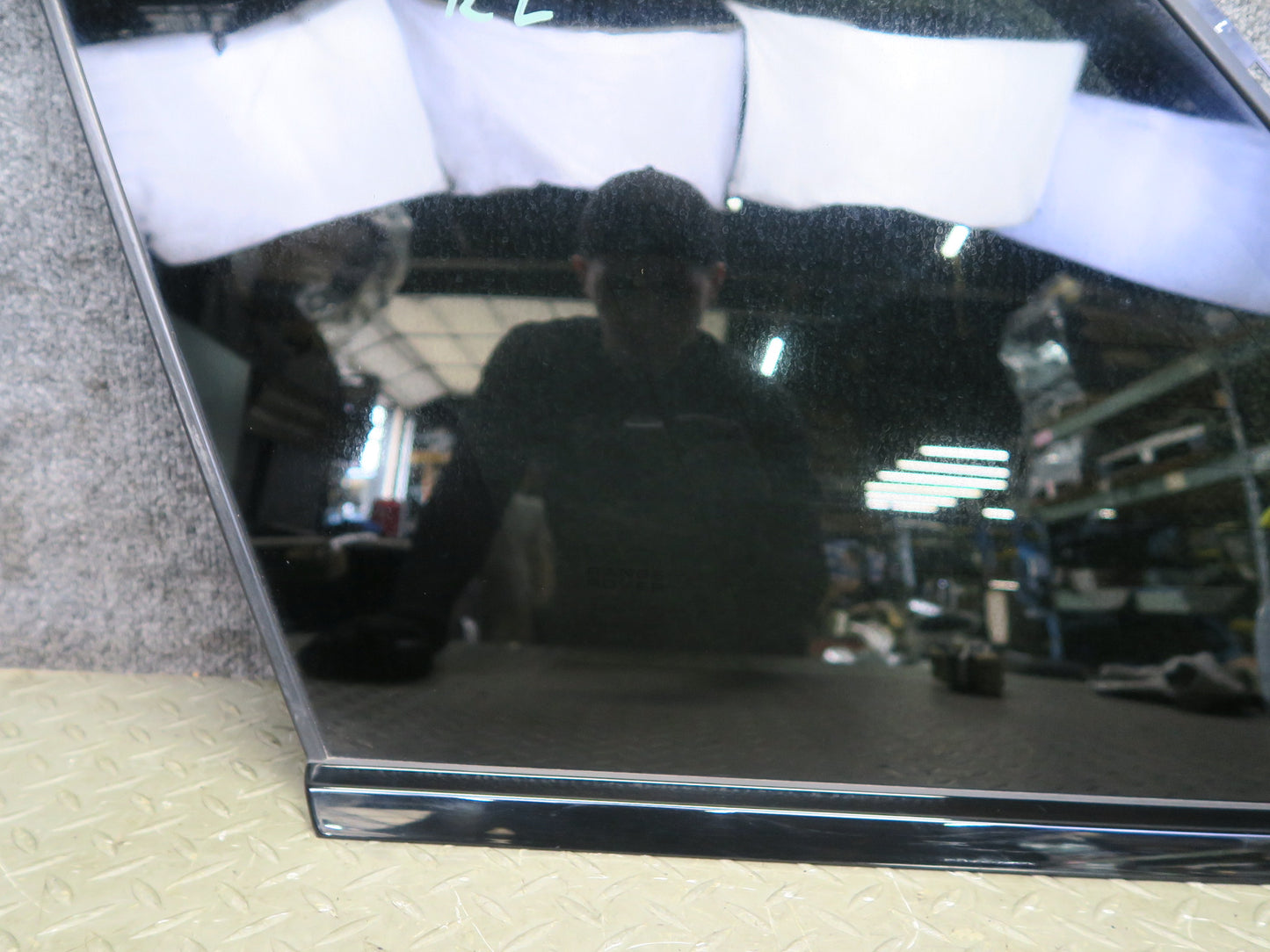 2014-2022 Range Rover Sport L494 Rear Left Quarter Glass Window