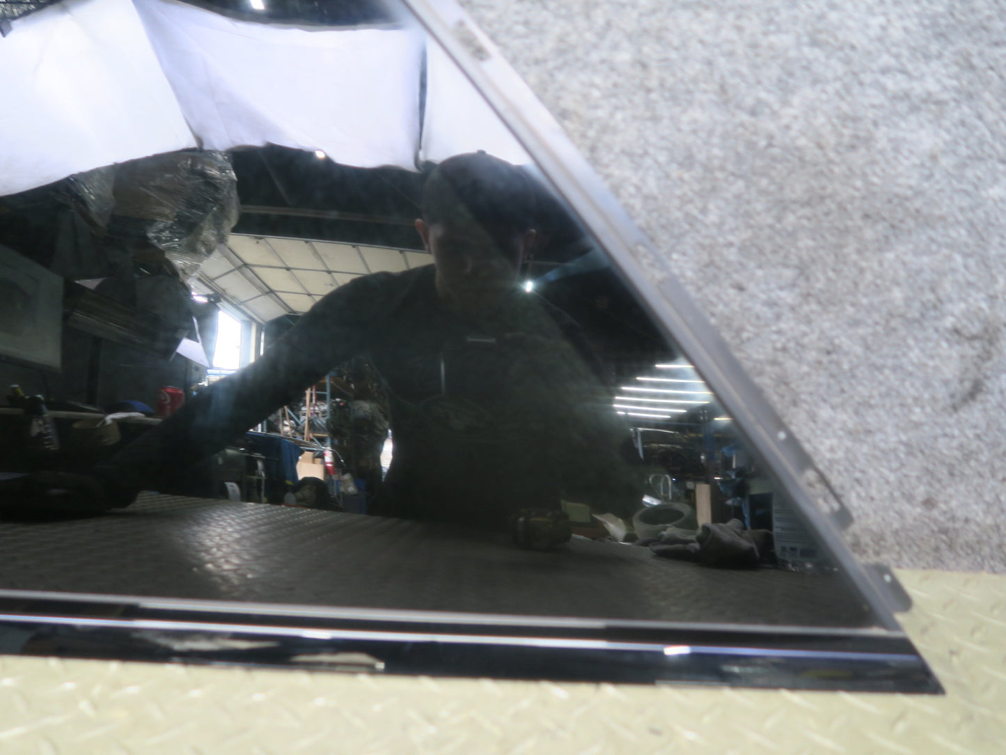 2014-2022 Range Rover Sport L494 Rear Left Quarter Glass Window