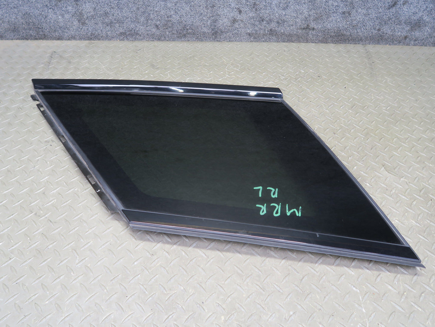 2014-2022 Range Rover Sport L494 Rear Left Quarter Glass Window