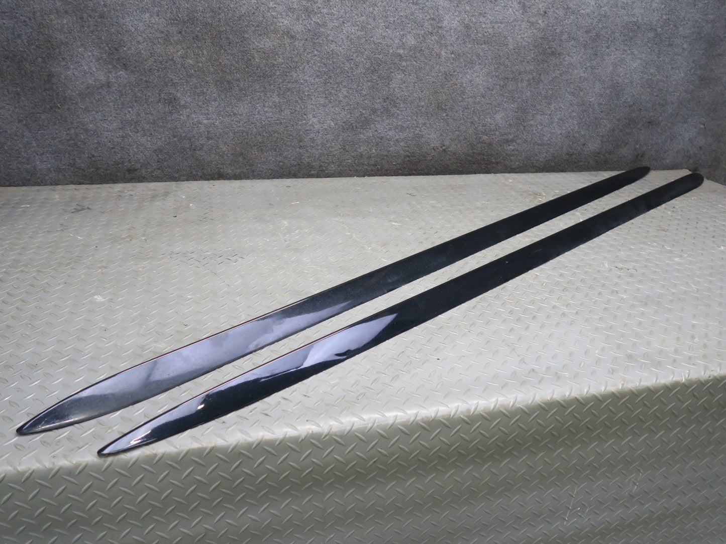 08-16 Audi B8 S5 Coupe Set of 2 Side Rocker Panel Trim Molding Black OEM