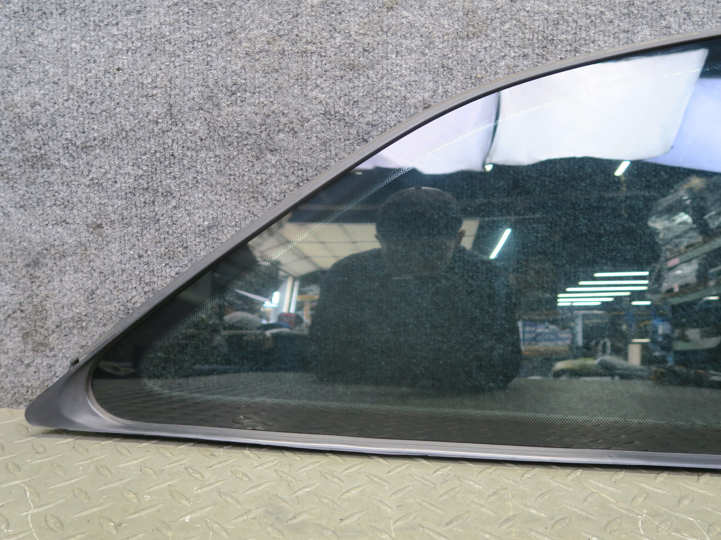 08-17 Audi 8T S5 Coupe Rear Right Passenger Side Quarter Window Glass OEM