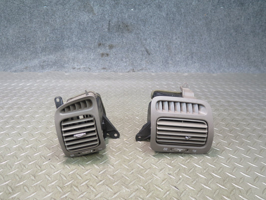 2003-2007 Lexus UZJ100L LX470 Dash Front Left & Right Air Vent Grille Set