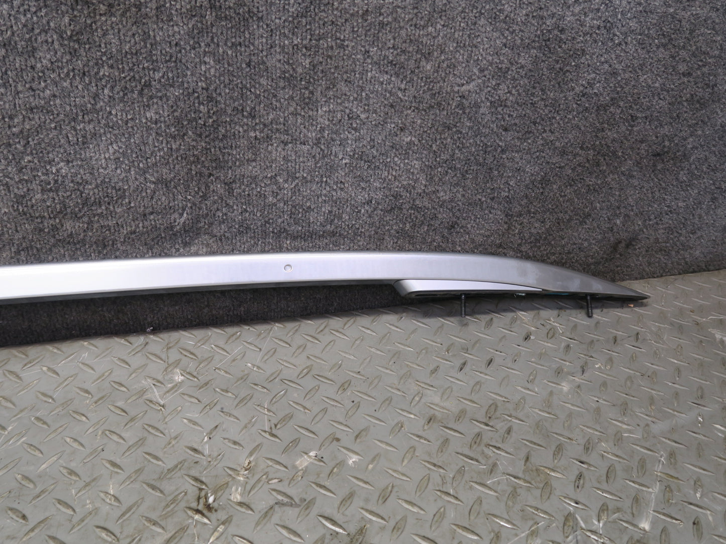 11-18 Porsche Cayenne 958 Upper Right & Left Roof Rack Rail Luggage Carrier Set